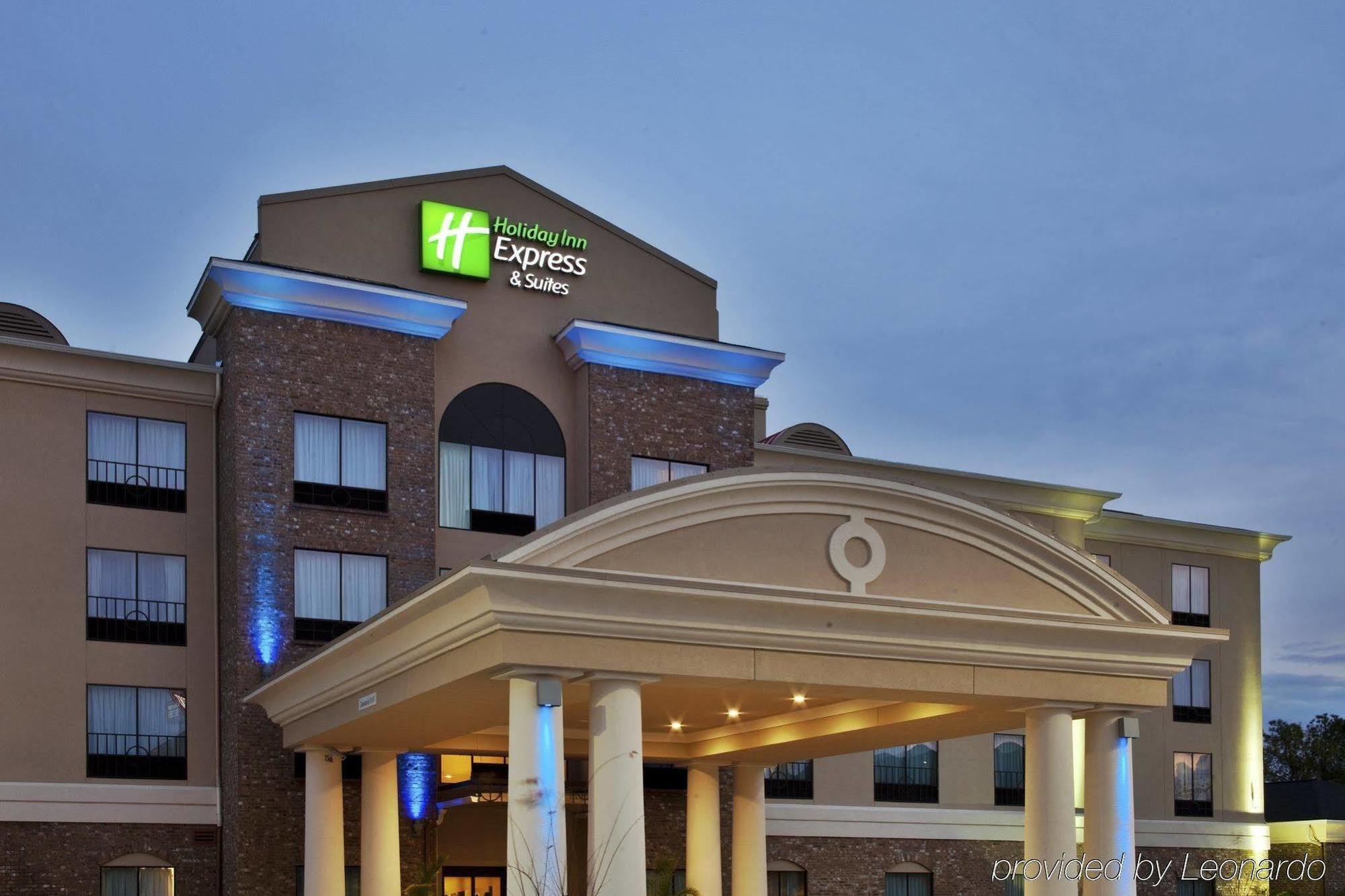 Holiday Inn Express Hotel & Suites Baton Rouge -Port Allen By Ihg Exterior photo