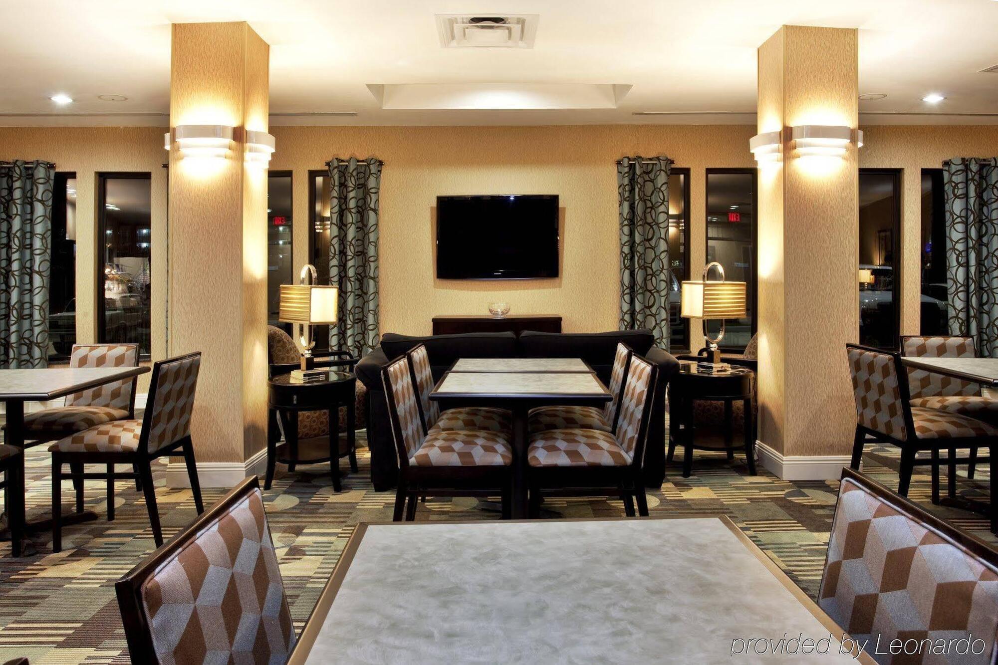 Holiday Inn Express Hotel & Suites Baton Rouge -Port Allen By Ihg Exterior photo